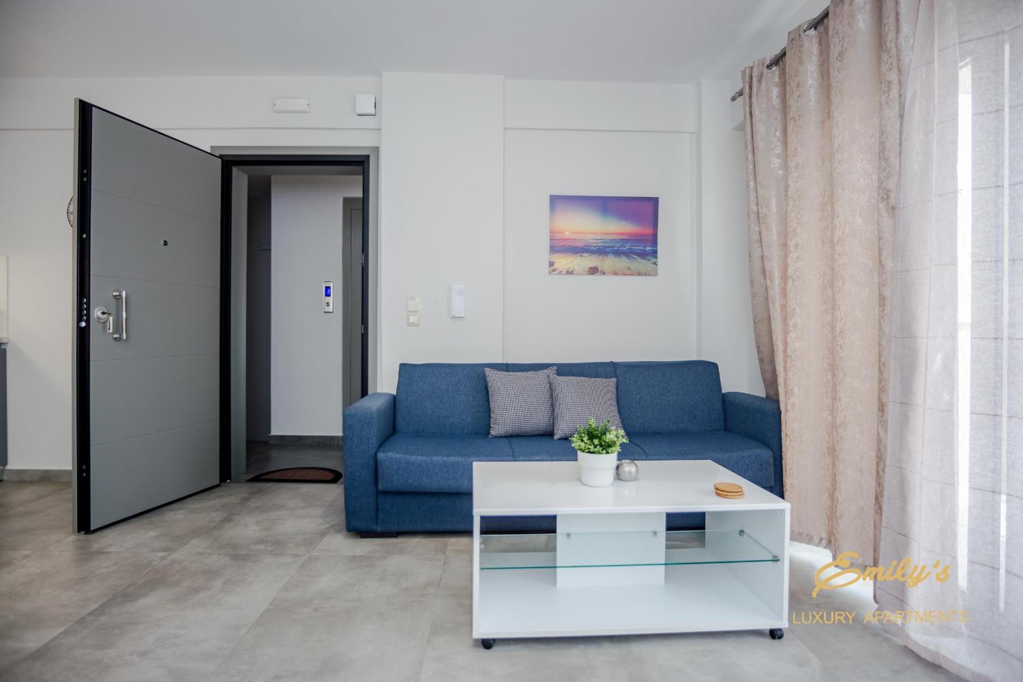 Emily'S Luxury Apartments Αργοστόλι Εξωτερικό φωτογραφία