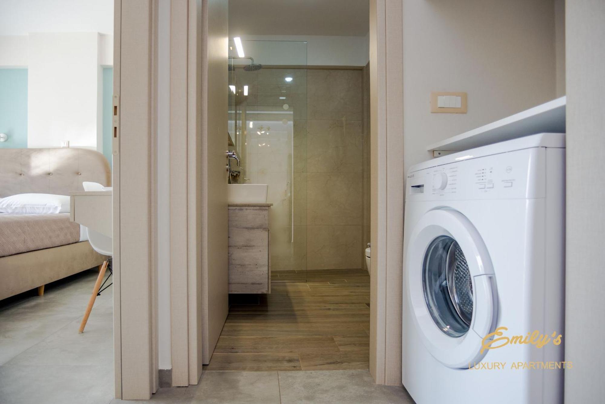 Emily'S Luxury Apartments Αργοστόλι Εξωτερικό φωτογραφία